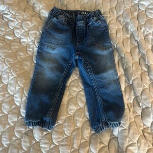 Gap Baby and Toddler Jogger Jeans Medium Wash 18-24 Months Boy's EUC